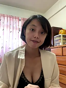 Snapshot of ladypaggy chatting on November 5, 7:11 am ladypaggy online show from November 5, 7:11 am