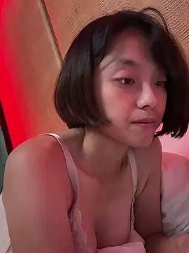 Snapshot of ladypaggy chatting on October 1, 5:56 am ladypaggy online show from October 1, 5:56 am