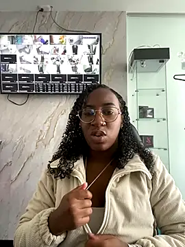 Qeen blackk online show from September 9, 8:18 pm