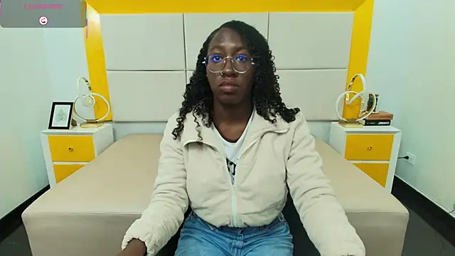 Qeen blackk online show from October 9, 8:31 pm