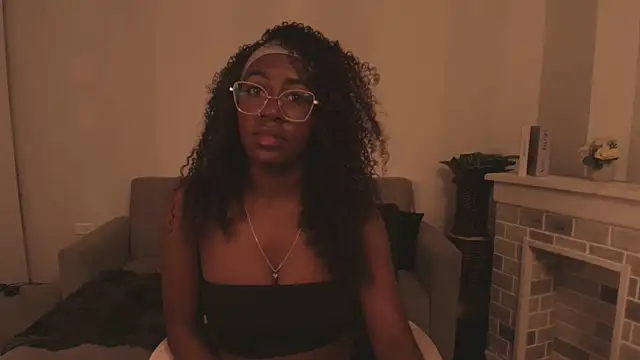 Qeen blackk online show from March 13, 7:41 pm