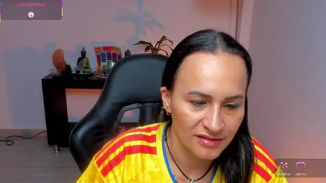 Snapshot of Sara_Charmy chatting on July 3, 11:06 am Sara Charmy online show from July 3, 11:06 am