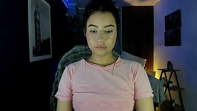 i sabella 25 online show from March 20, 7:42 am