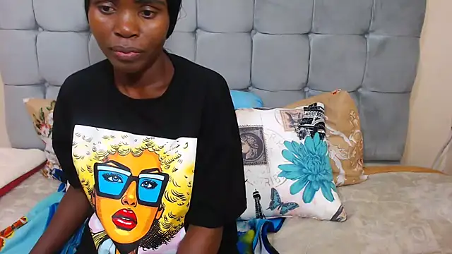 ChocolateClit online show from December 20, 6:22 pm