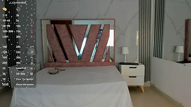 Snapshot of SweetAlana_ chatting on September 8, 7:35 pm SweetAlana  online show from September 8, 7:35 pm
