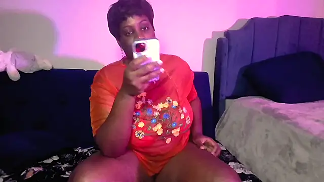 lovelyenigma365 online show from March 6, 11:31 pm