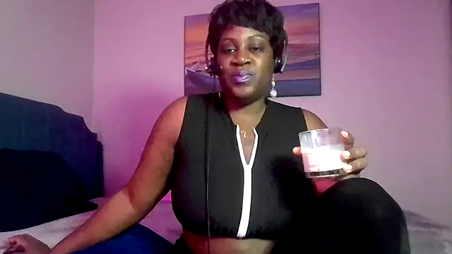 lovelyenigma365 online show from March 1, 2:37 am