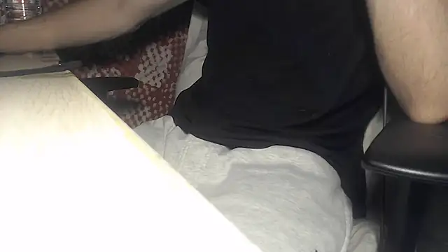 GreekDaddyNickOfficial online show from October 22, 9:46 pm