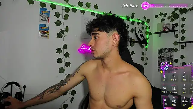 Noah milleer online show from April 4, 9:21 pm