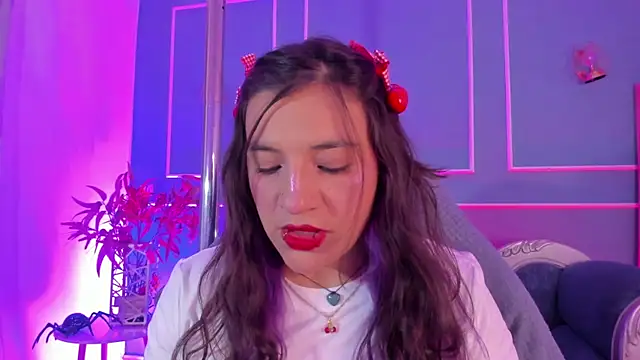 TaraTaylorr online show from February 17, 3:26 am