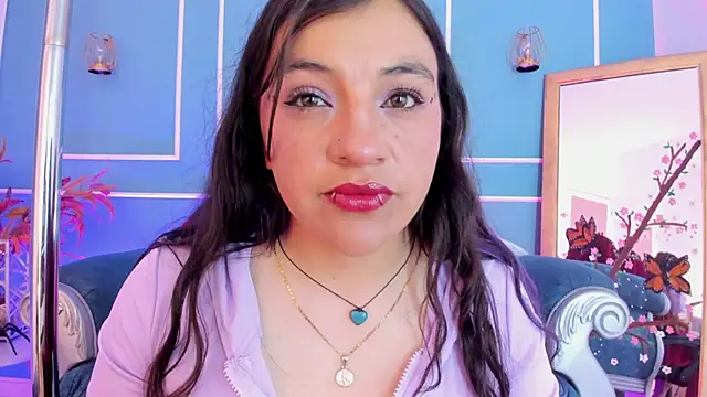TaraTaylorr online show from June 4, 2:49 am