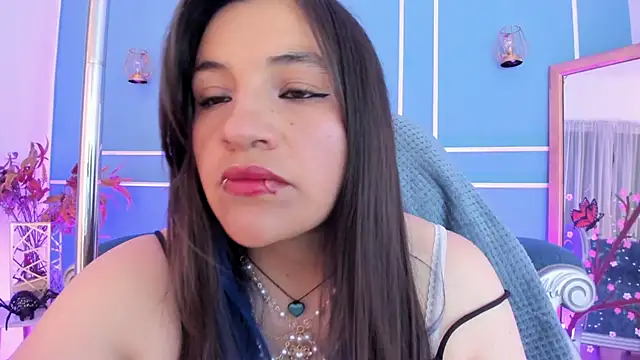 TaraTaylorr online show from June 11, 3:14 am