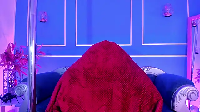 TaraTaylorr online show from January 12, 1:34 am