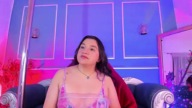 TaraTaylorr online show from February 24, 3:18 am