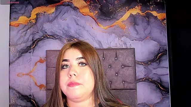 Snapshot of MadissonLee__ chatting on November 26, 7:25 pm MadissonLee online show from November 26, 7:25 pm