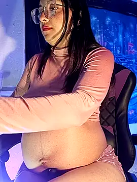 MiaStarts online show from February 6, 9:27 am