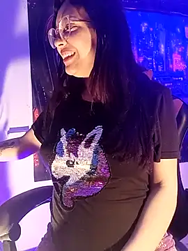 MiaStarts online show from December 3, 10:14 am