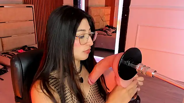 Gabrielakassi online show from November 22, 12:15 pm