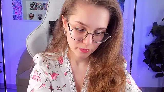 RileyMimicho online show from March 3, 11:11 am