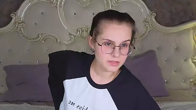 RileyMimicho online show from October 5, 8:54 pm
