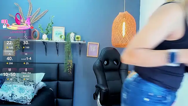 yessila parker online show from February 25, 10:04 am