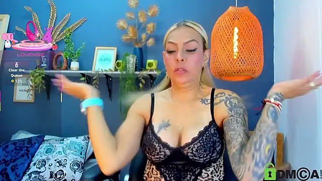 yessila parker online show from November 6, 1:53 am