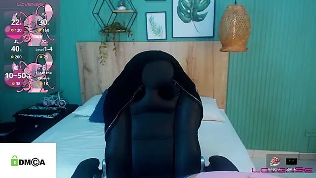 yessila parker online show from September 19, 1:53 am