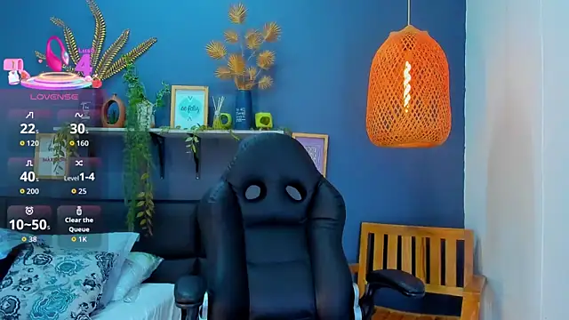 yessila parker online show from February 10, 10:14 am