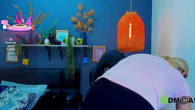 yessila parker online show from March 5, 9:28 am