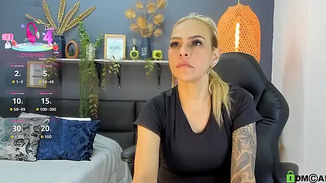 yessila parker online show from January 16, 10:41 am