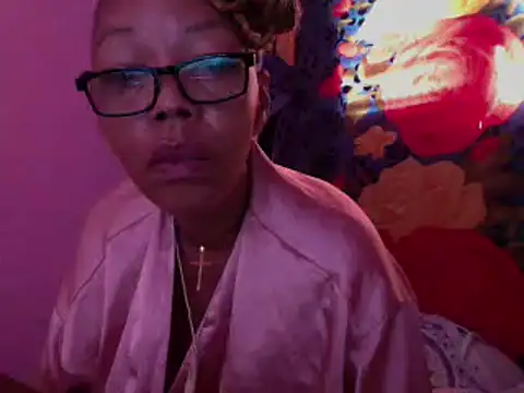 Ladyzee25 online show from February 18, 1:40 pm