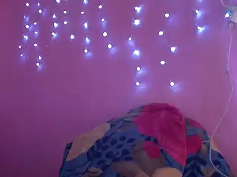 Ladyzee25 online show from March 11, 12:10 pm