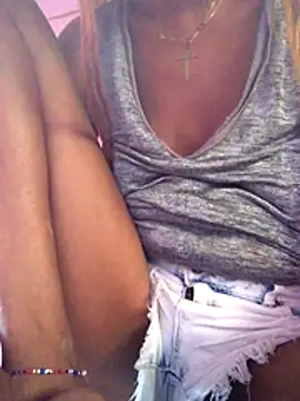 Ladyzee25 online show from November 26, 9:15 pm