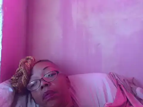 Ladyzee25 online show from June 2, 11:54 am