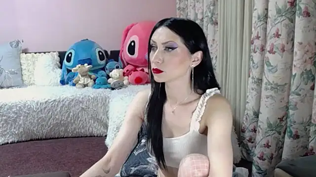 Maddison Summer online show from April 2, 9:54 pm