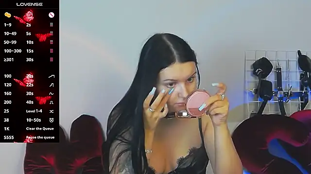 Miss Vic online show from November 21, 5:12 pm