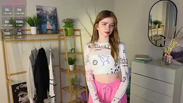 Snapshot of AmityDilley chatting on March 7, 3:40 am AmityDilley online show from March 7, 3:40 am