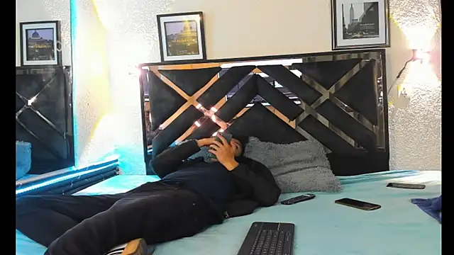 Snapshot of amelia_noe chatting on October 4, 6:37 am amelia noe online show from October 4, 6:37 am