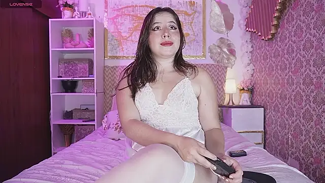 missjudi online show from February 8, 3:15 am