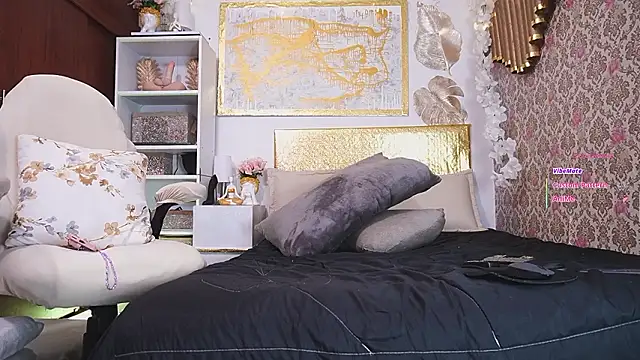 missjudi online show from March 5, 11:43 pm