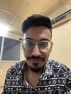 hypersexdriveboi online show from March 18, 2:50 pm