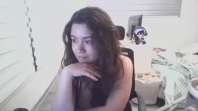 Snapshot of Piolapk chatting on October 27, 2:34 am Piolapk online show from October 27, 2:34 am