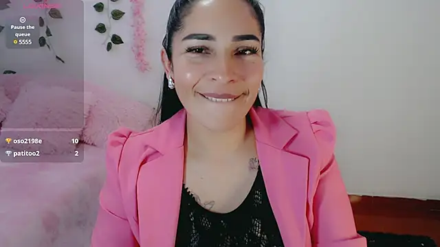 Snapshot of luna_lgomez_ chatting on March 12, 2:12 pm luna lgomez  online show from March 12, 2:12 pm