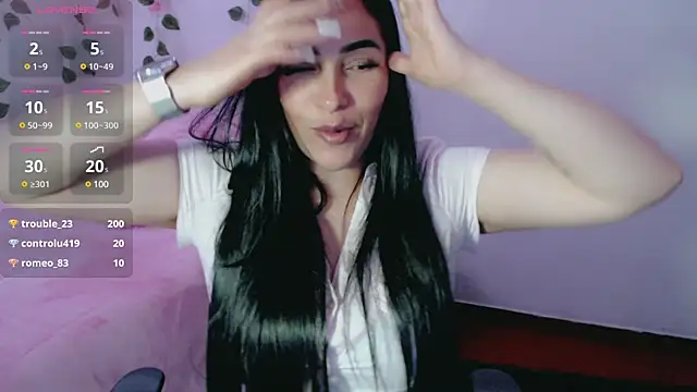 Snapshot of luna_lgomez_ chatting on March 3, 2:17 pm luna lgomez  online show from March 3, 2:17 pm