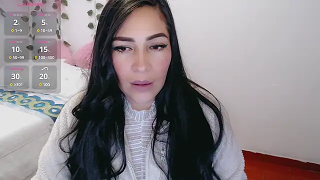 Snapshot of luna_lgomez_ chatting on March 21, 11:12 am luna lgomez  online show from March 21, 11:12 am