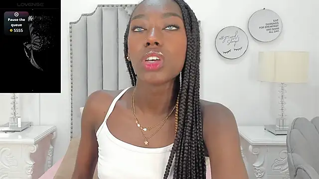 Snapshot of SamantaMarquez chatting on November 19, 8:20 pm SamantaMarquez online show from November 19, 8:20 pm