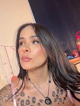 HotAlana  online show from April 3, 1:56 am