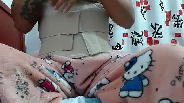 FresitaSquirt24 online show from April 7, 10:00 pm