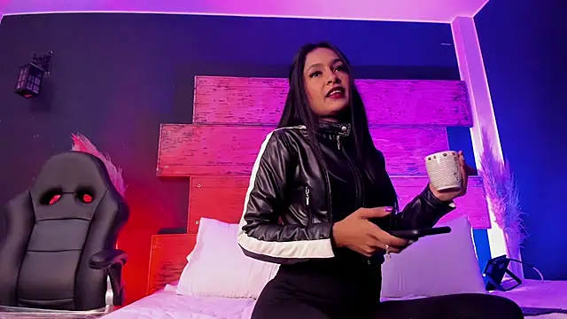 Fernanda liie  online show from March 10, 12:17 pm