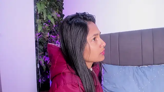 Fernanda liie  online show from March 14, 12:22 pm